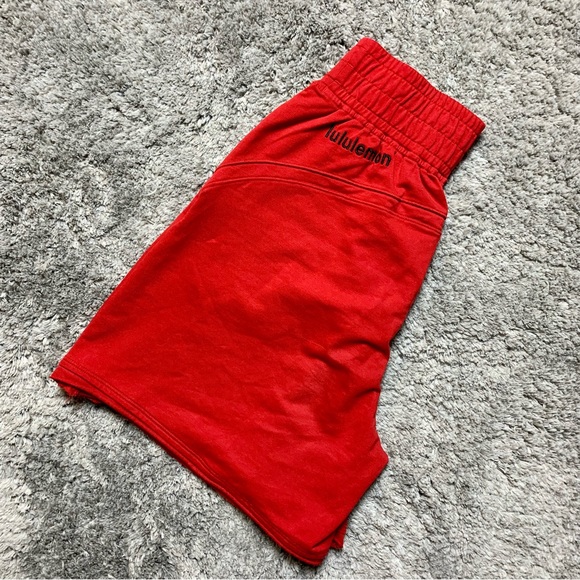 NWOT Lululemon LA High Rise Relaxed Short *Dark Red